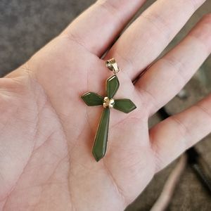 14k large nephrite jade cross pendant. See pics for more info! See my other li